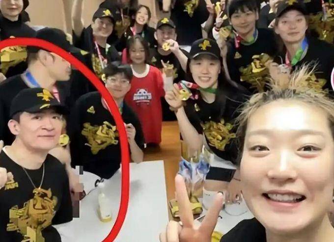 最坏处境或退出国家队球迷期盼王芳出手调整球盟会身陷舆论风波中国女篮核心李梦被点名(图6)