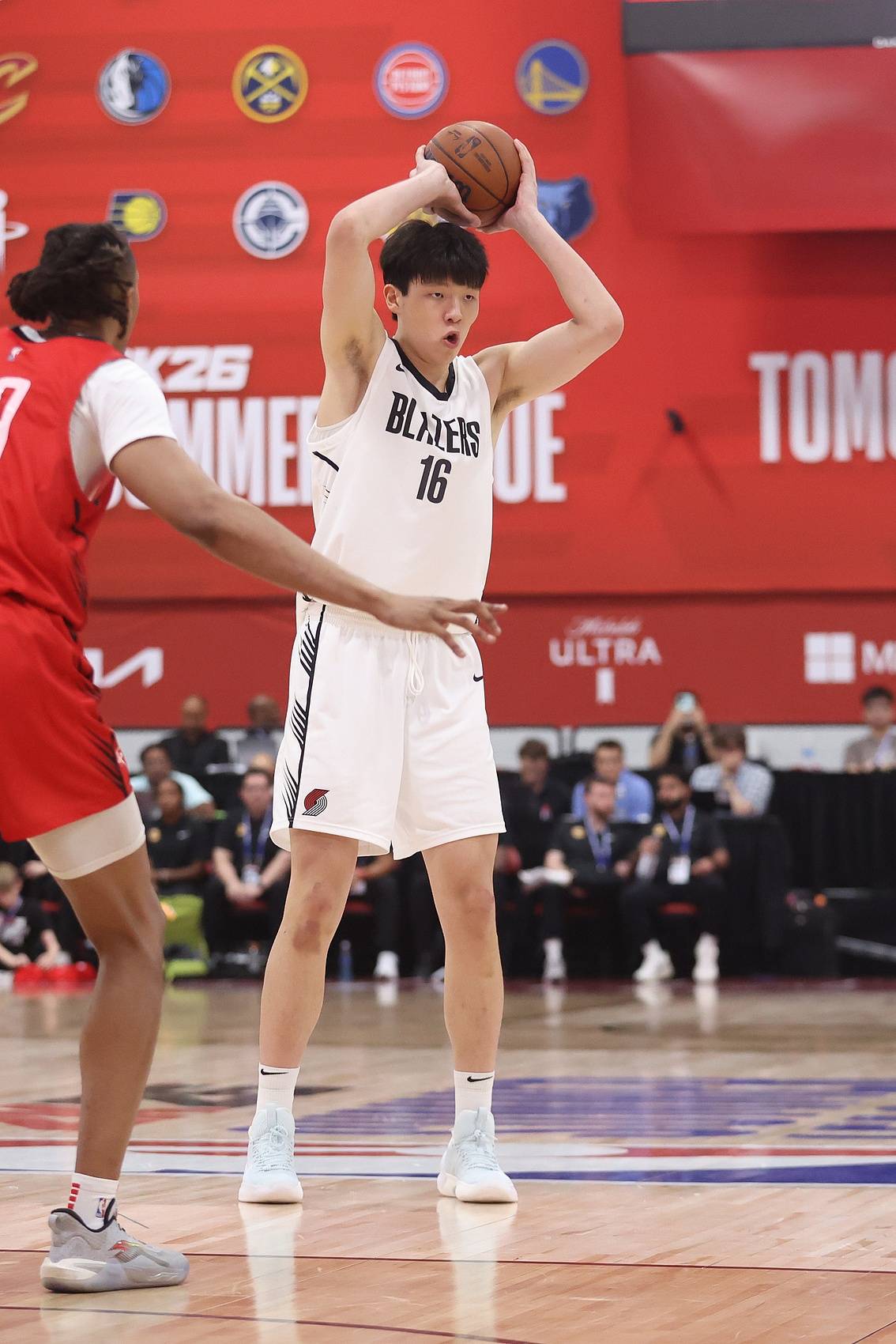 界杯封神之路与NBA梦想的起点东方巨塔的觉醒：杨瀚森U19世