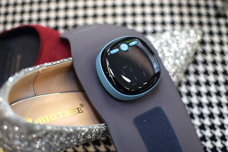 摩护腕轻松应对长时间打字的挑战既是护腕又是按摩仪何浩明电热按(图8)